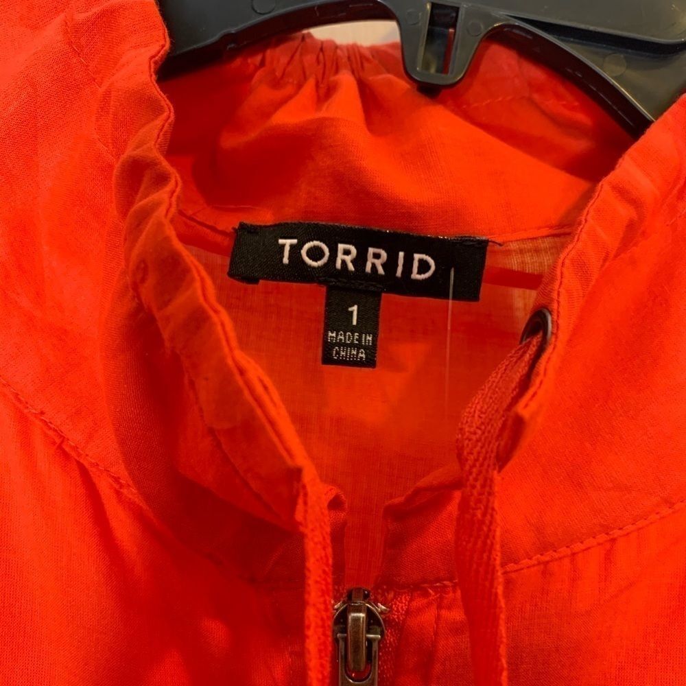 Torrid Cropped Anorak Jacket in Sunset Red Size 1X - Picture 3 of 13